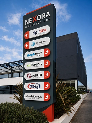 Pylon Signs-1